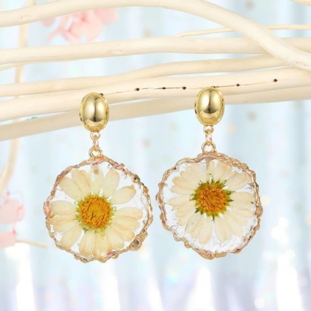 Pressed Flower Pendant Matching & Earring Set - Picture 4 of 8